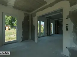 Einfamilienhaus im Rohbau mit Doppelgarage und herrlichem Ausblick – viel Potenzial
