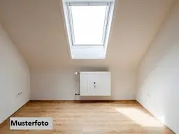 Großzügige 104-m²-Dachgeschosswohnung mit 2 Balkonen &amp; Kellerabteil