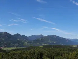 Mehrfamilienhaus mit Weitblick und vielseitigen Nutzungsmöglichkeiten
