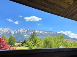 Stilvolle Wohnung mit Bergpanorama, voll möbliert, touristische Vermietung möglich, lukrative Rendite
