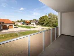 ERSTBEZUG: Modernes Reihenhaus mit Loggia und Garten 