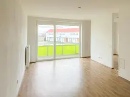 JUNGES WOHNEN: unbefristete Balkonwohnung