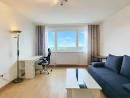 40 m² City-Apartment im 10. Stock mit Lift &amp; ablösefrei – Miete € 584,-