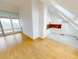 3-Zimmer-Maisonette mit Dachterrasse - direkt beim Enkplatz