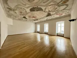 Repräsentatives Büro in Bestlage am Marktplatz: Stil, Raum und Komfort vereint