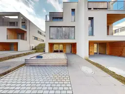 Idyllisches Wohnen im Grünen mit Stadtnähe – Ihr Haus am Badeteich