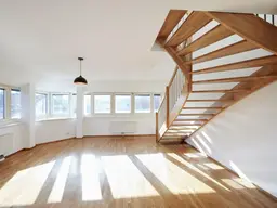 Stilvolle 3-Zimmer-Maisonette mit Galerie und herrlichem Ausblick – Ruhelage im 16. Bezirk