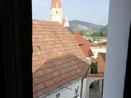 Klein &amp; fein oder groß gedacht: Wachau - Historisches Winzerhaus mit Gewölbekeller, Innenhof und Donaublick