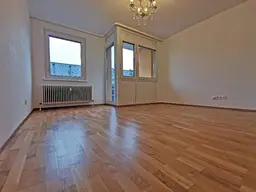 Nähe Alte Donau! SÜD-WESt- LOGGIA! Helle Letzt-Stock-Wohnung!