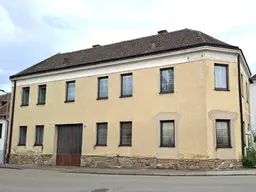 Großzügige Liegenschaft für grenzenlose Möglichkeiten jeglicher Art!