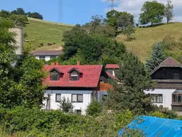 IDYLLISCHE GRÜNRUHELAGE - über 200 m² Wohnfläche - 1.463 m² Grund - zwei getrennte Wohneinheiten