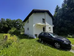 Ländliche Ruhe trifft Gestaltungsfreiheit – Haus mit großem Garten bei Ferndorf