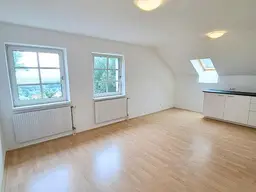 STEYR. Erstbezug! Moderne Wohnung mit Einbauküche, Parkplatz &amp; Zentralheizung!