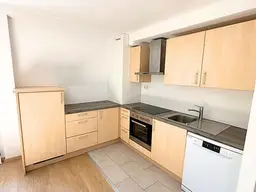 STEYR. Erstbezug! Moderne Wohnung mit Einbauküche, Parkplatz &amp; Zentralheizung!