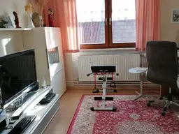 15348 - Zweifamilienhaus in gepflegter Wohngegend