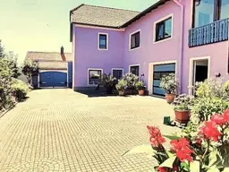 15348 - Zweifamilienhaus in gepflegter Wohngegend