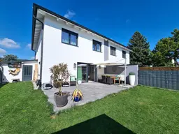 Schöne moderne und TOP-ausgestattete Doppelhaushälfte!
