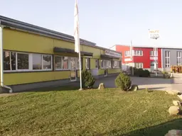 Multifunktionale Gewerbehalle