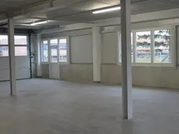 Multifunktionale Gewerbehalle