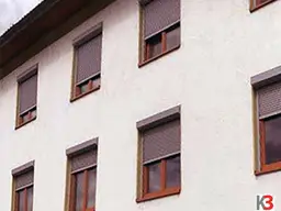 K3 - WOHN- UND GESCHÄFTSHAUS MIT GROSSER LAGERHALLE, Renditeobjekt