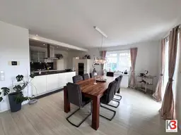 K3! Großzügige, charmante Landhaus-Villa - durchdacht geplant! Herrliche weitläufige Gartenoase in Ruhelage!