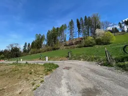 728 m² Baugrundstück mit Bergpanorama