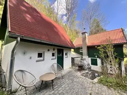 ++ hübsches Ferienhaus in Alleinlage am Bach mit Nebengebäude ++