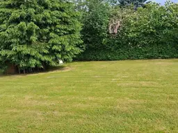 ++800 m² sonniges, schönes Grundstück in Großlobming++