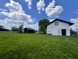 Wirtschaftsgebäude mit Geräteschuppen in Spielberg