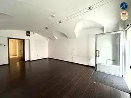 Zentrum: Günstiges Geschäft / Büro / Werkstatt / Lager in neuer Begegnungszone