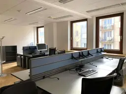 Graz-Nähe Lendplatz: Perfekte teilmöblierte Bürofläche, barrierefrei &amp; Parkplätze in der Tiefgarage!