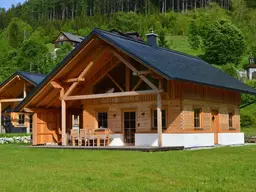 Wo Natur berührt und Ruhe zuhause ist – stilvolles Holzhaus am Grünen See, zur Eigennutzung oder als Investment