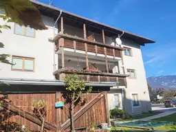 Helle Familienfreundliche Wohnung mit Glasfaseranschluss, Erker, Südbalkon und gem. Garten mit Spielplatz