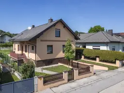 Einfamilienhaus mit Dachboden - Ausbaupotenzial in ruhiger Siedlungslage