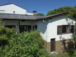 Bungalow mit großem Garten in guter Lage