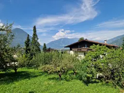Wohnhaus mit großem Grundstück und viel Potential