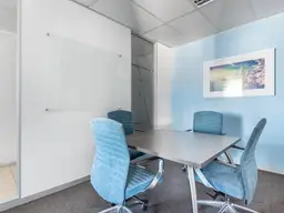 All-inclusive-Zugang zu professionellen Büroräumen für 4 Personen in Regus Raaba