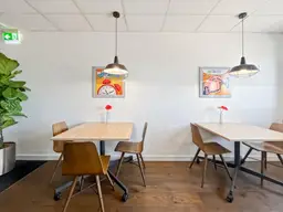 Privater Büroraum für 5 Personen in Regus Airport West