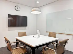 All-inclusive-Zugang zu professionellen Büroräumen für 4 Personen in Regus Raaba