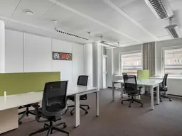 Privater Büroraum für 5 Personen in Regus Opera