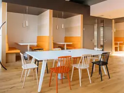 Werden Sie Teil einer Coworking-Gemeinschaft in Regus Smart City