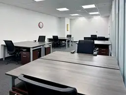Bezugsfertige Bürofläche bei Regus Modepark Röther für Teams mit 40 Personen