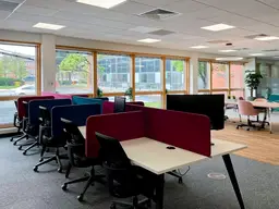 Werden Sie Teil einer Coworking-Gemeinschaft in Regus Hall Haus