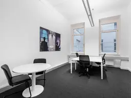 All-inclusive-Zugang zu professionellen Büroräumen für 2 Personen in Regus Modepark Röther