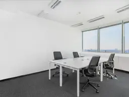 Privater Büroraum für 4 Personen in Regus Millennium Tower 