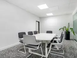 All-inclusive-Zugang zu professionellen Büroräumen für 4 Personen in Regus Modepark Röther
