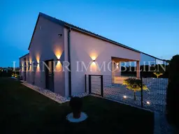 * Erstbezug in Dobl * Mediterranes Refugium * Hochwertiger Bungalow mit mediterranem Flair und einem Olivenbaum im Herzen des Lichthofs *