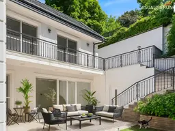 Designvilla mit Eleganz, Licht und Weitblick - höchster Wohnkomfort in nobler Lage
