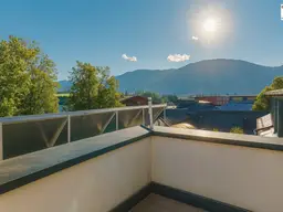 Beeindruckende 2 1/2-Zimmer-Wohnung im Herzen des Pinzgaus - in Saalfelden, Lofererstraße, Dachterrasse, Top-Lage und -Ausblick!