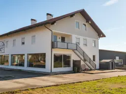 Günstige Miete bei Eigenleistung!! Büro, Gewerbeflächen, Gemeinschaftspraxis - vielseitig nutzbare Immobilie!